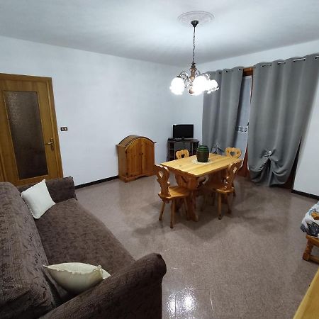 Casa Vacanza Il Corbetto Di Michela & Matteo Locana Bagian luar foto