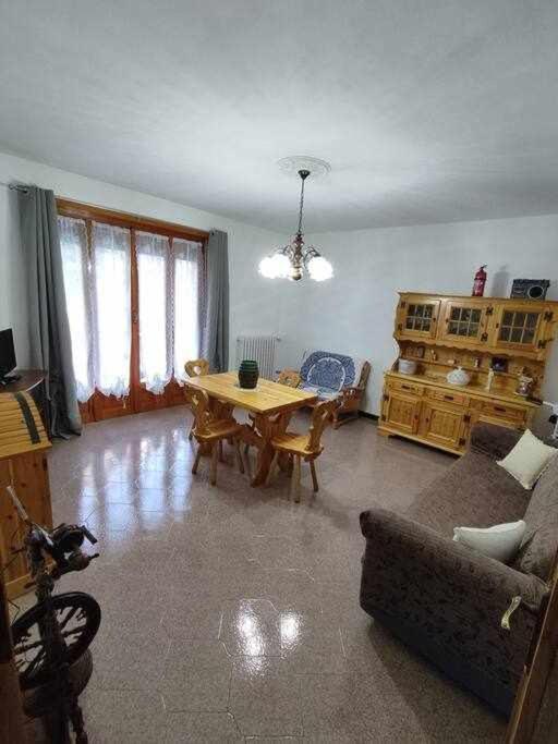 Casa Vacanza Il Corbetto Di Michela & Matteo Locana Bagian luar foto
